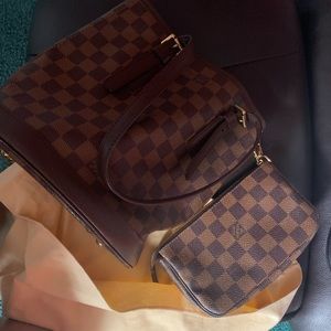 Louis Vuitton purse and clutch